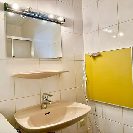 Apartment Karawankenblick With View - Free Parking Portschach am Woerthersee