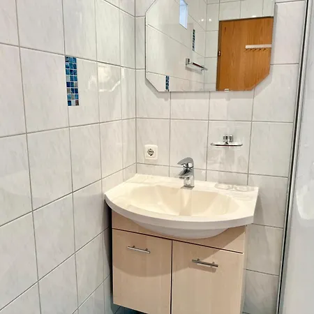 Karawankenblick With View - Free Parking Apartment *