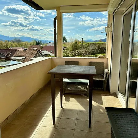 Karawankenblick With View - Free Parking Apartment